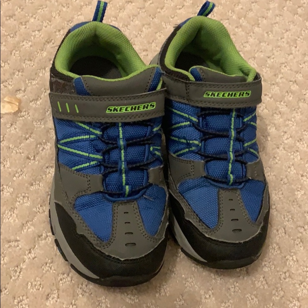 Boys sketchers